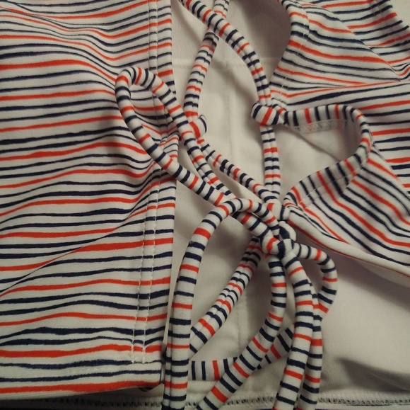 L NWT Gap Halter Sports Bra Swim Top - Picture 3 of 5